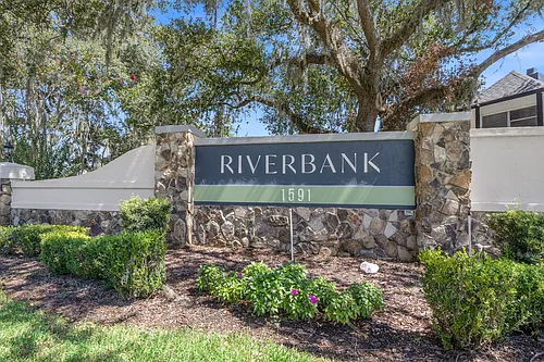 Riverbank Apartments Photo 1