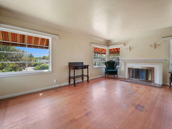 3rd image of 1113 Tuolumne Street