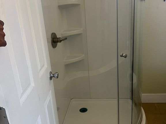 4th image of 128 S 39th St