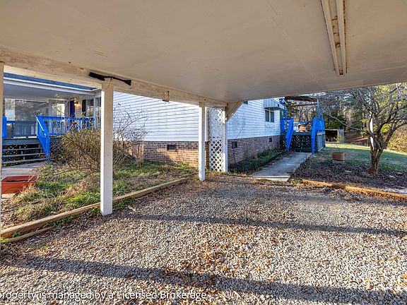 5th image of 40915 Deer Haven Dr