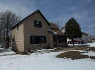 102 1st St, Russell, MN 56169