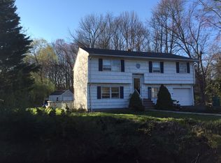 20 Silvers Rd, Marlboro, NJ 07746