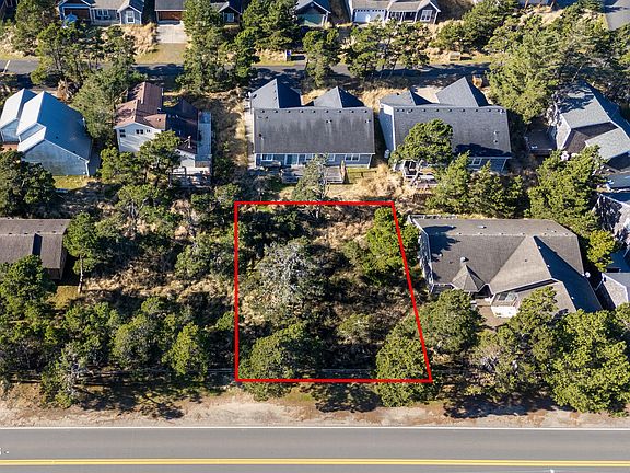 3rd image of 13700 Cape Kiwanda Dr