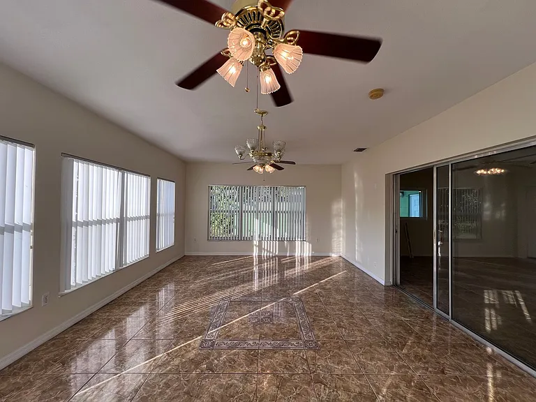 8330 Le Mesa St — Photo 21