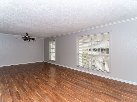 3rd image of 3431 Turtle Village St #90