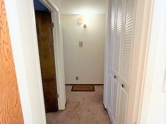4th image of 1915 Green St #205
