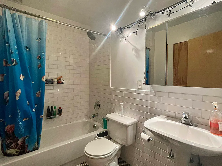425 Keap St #4A — Photo 19