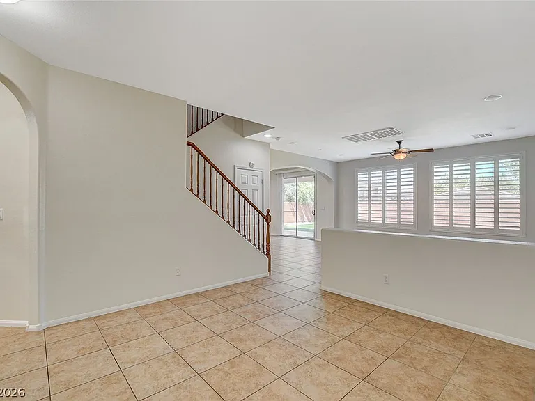 9734 Maspalomas St — Photo 9