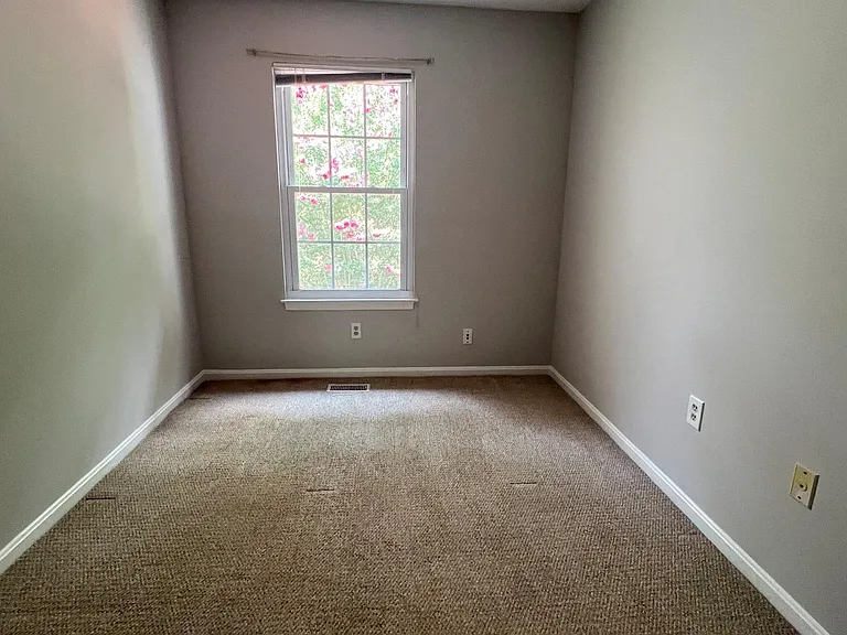 5808 Waterdale Ct — Photo 27