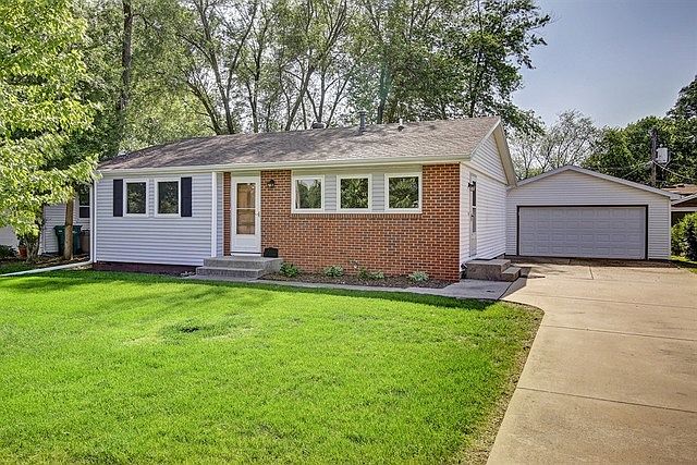 1st image of 1706 N Shabbona St