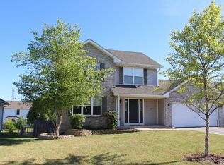 3032 Vaughndale Dr, Machesney Park, IL 61115