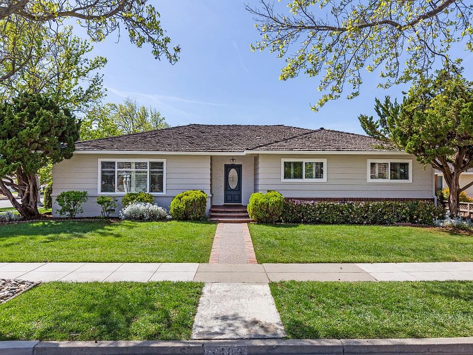 1st image of 3483 Corning Dr