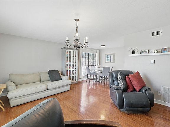 5th image of 4192 N Colony Blvd