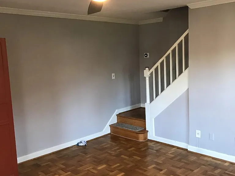 1201 S Barton St — Photo 6