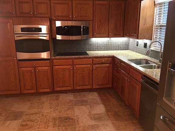 3rd image of 3616 S 107th St
