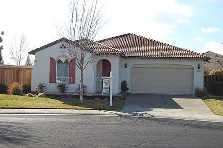 1st image of 108 Greenwood Ct