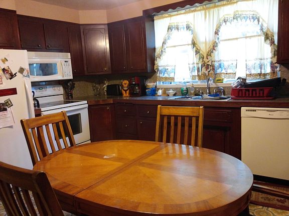 2nd image of 1 Boniello Dr