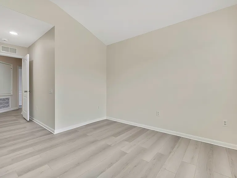26548 Castleview Way — Photo 6