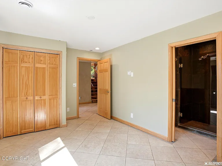 2100 Churchill Dr — Photo 46