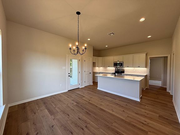 4th image of 381 Tiffany Dawn Loop