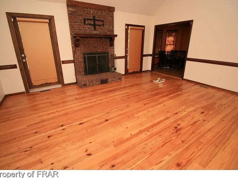 609 Georgetown Cir — Photo 3