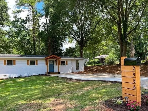 2956 Monterey Dr, Decatur, GA 30032