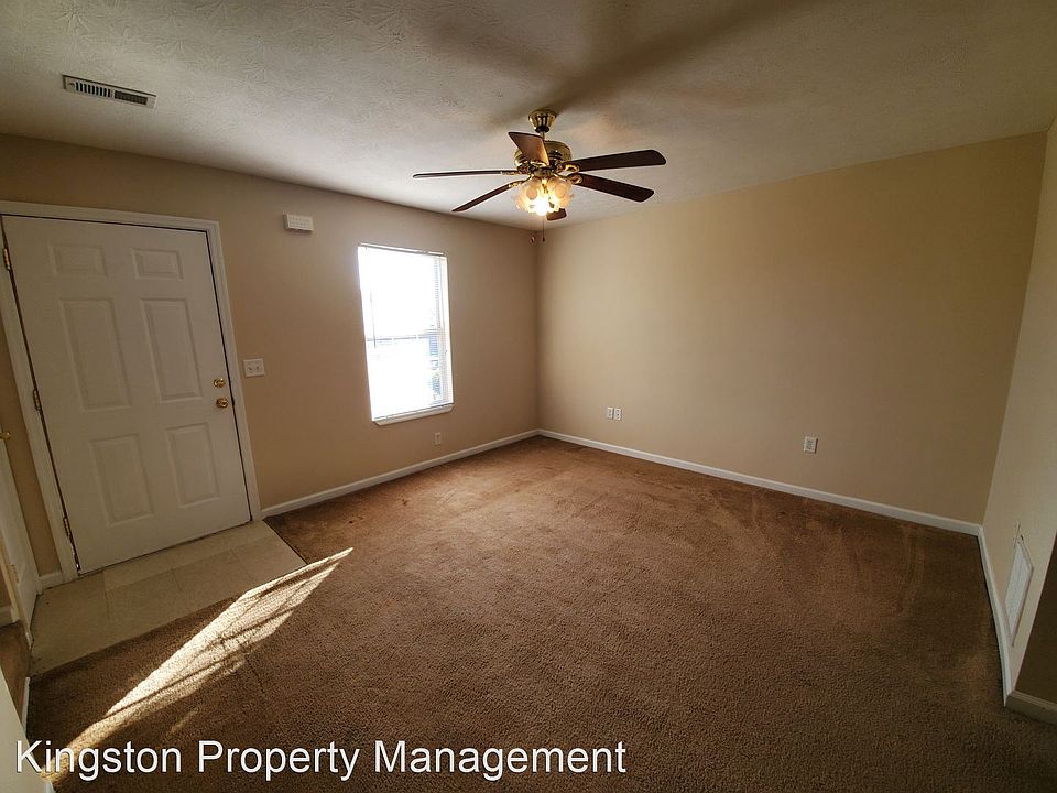 1st image of 1106 Blackberry Ln Unit 3