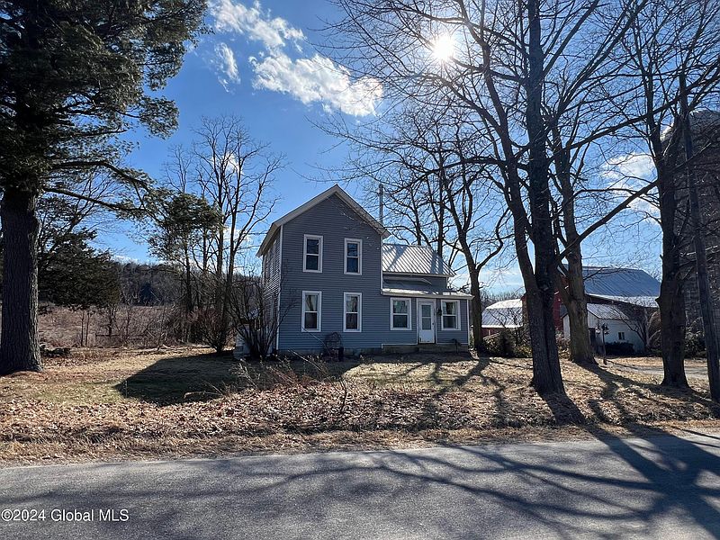 4th image of 338 Sulphur Springs Road
