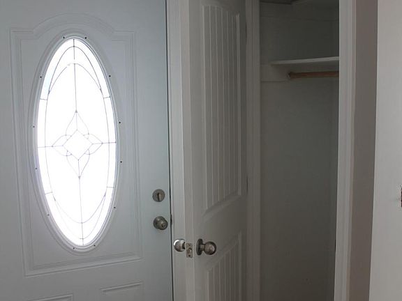 4th image of 504 Brooklyn Ave