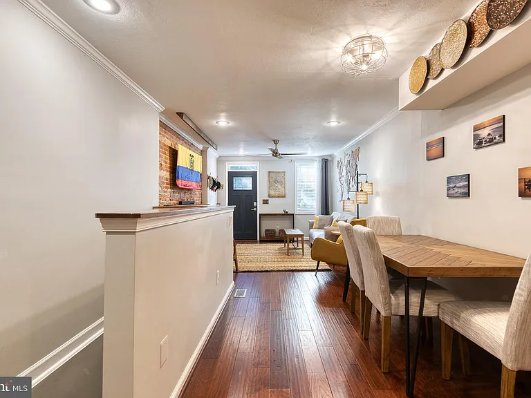 2218 Fleet St — Photo 9