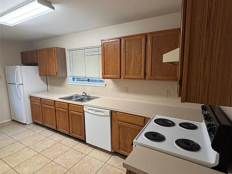 515 Luther Dr #A — Photo 8