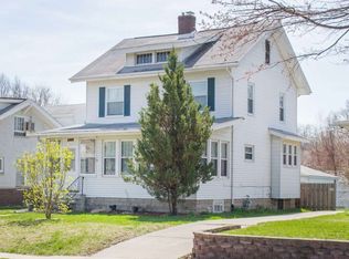 911 E High St, Davenport, IA 52803