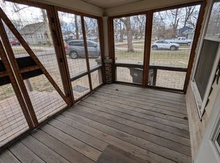 415 SW Watson Ave, Topeka, KS 66606