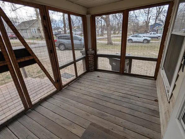 415 SW Watson Ave, Topeka, KS 66606
