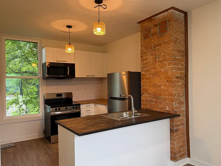 1460 Parrish Ave #2 — Photo 11