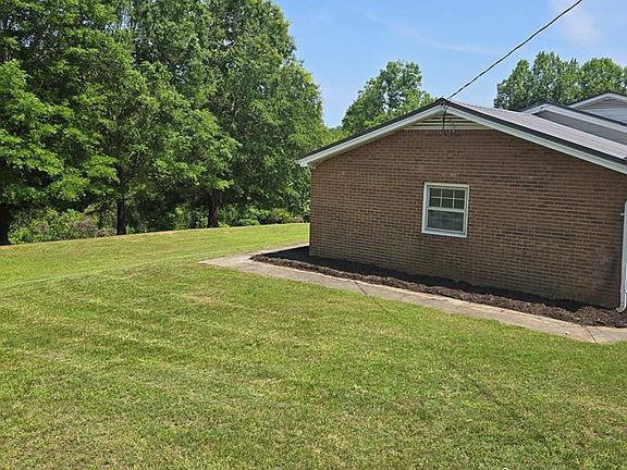 5th image of 183 Dori Dr