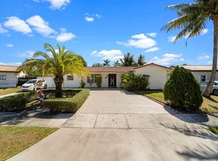 1715 SW 102nd Ct, Miami, FL 33165