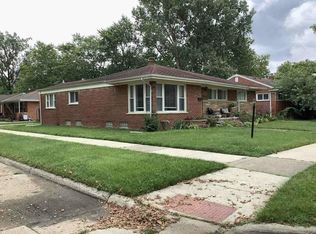 21830 Kipling St, Oak Park, MI 48237