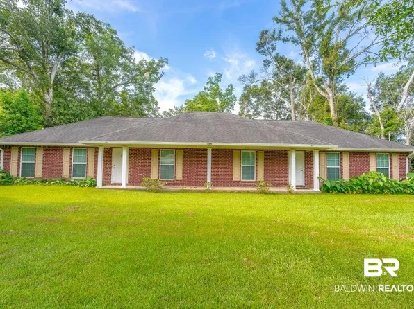 12641 Pecan St, Grand Bay, AL 36541