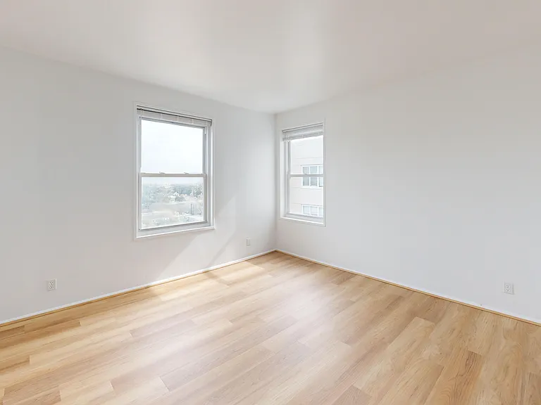 Parkmerced Apartments — Photo 108