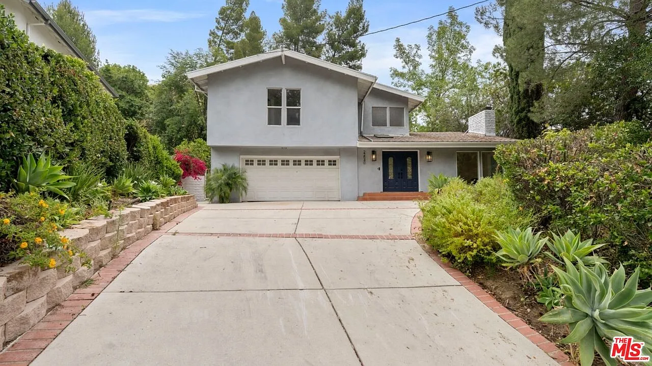 4 bed, 3.0 bath, 2508 sqft, $7,699 — Photo 1