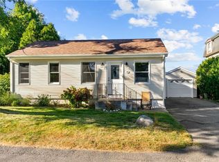 43 Parker Ave, Warren, RI 02885