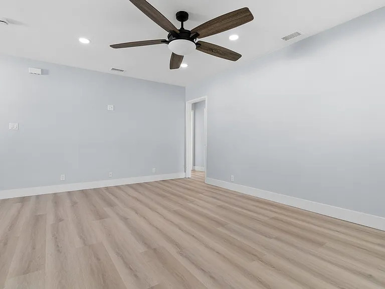 815 Wakefield Ave — Photo 28