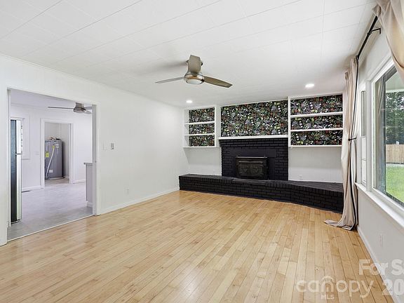 5th image of 31 Edwards St