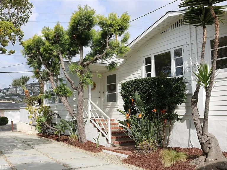 645 Thalia St — Photo 1
