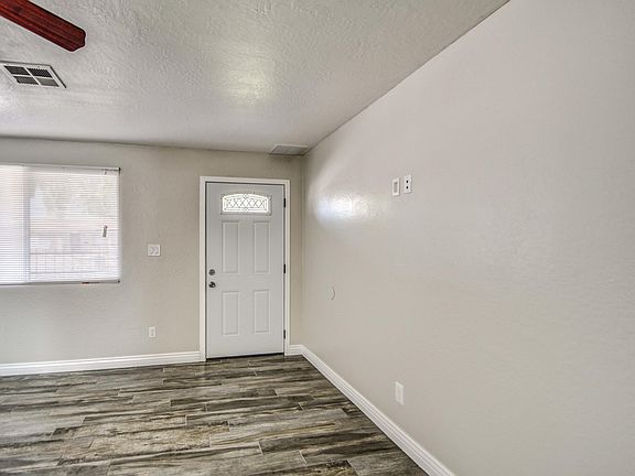 5th image of 4740 N 61st Ave