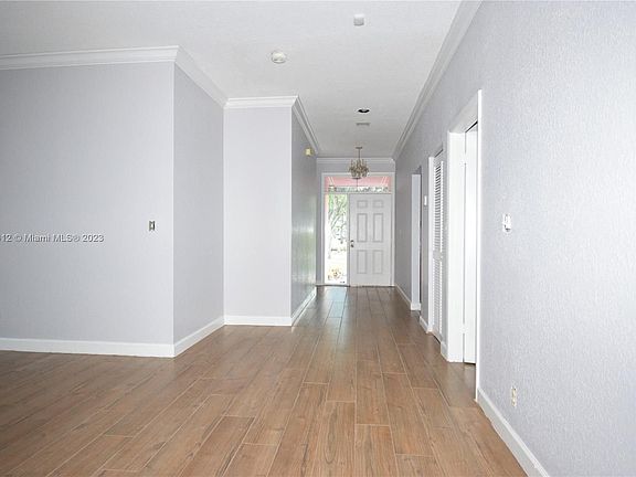 5th image of 2922 San Jose Ave