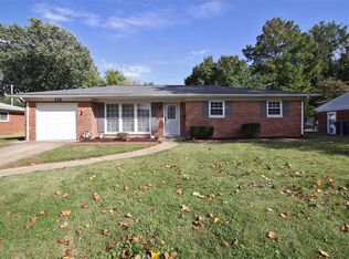 216 Chevy Chase Dr, Belleville, IL