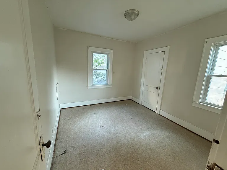 1624 N Goodman St #1 — Photo 12