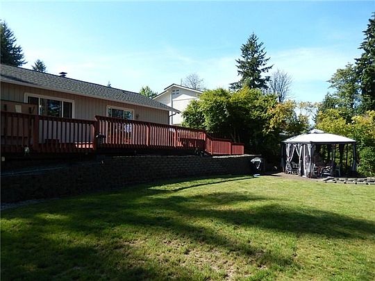 2nd image of 11919 132nd Avenue Ct E